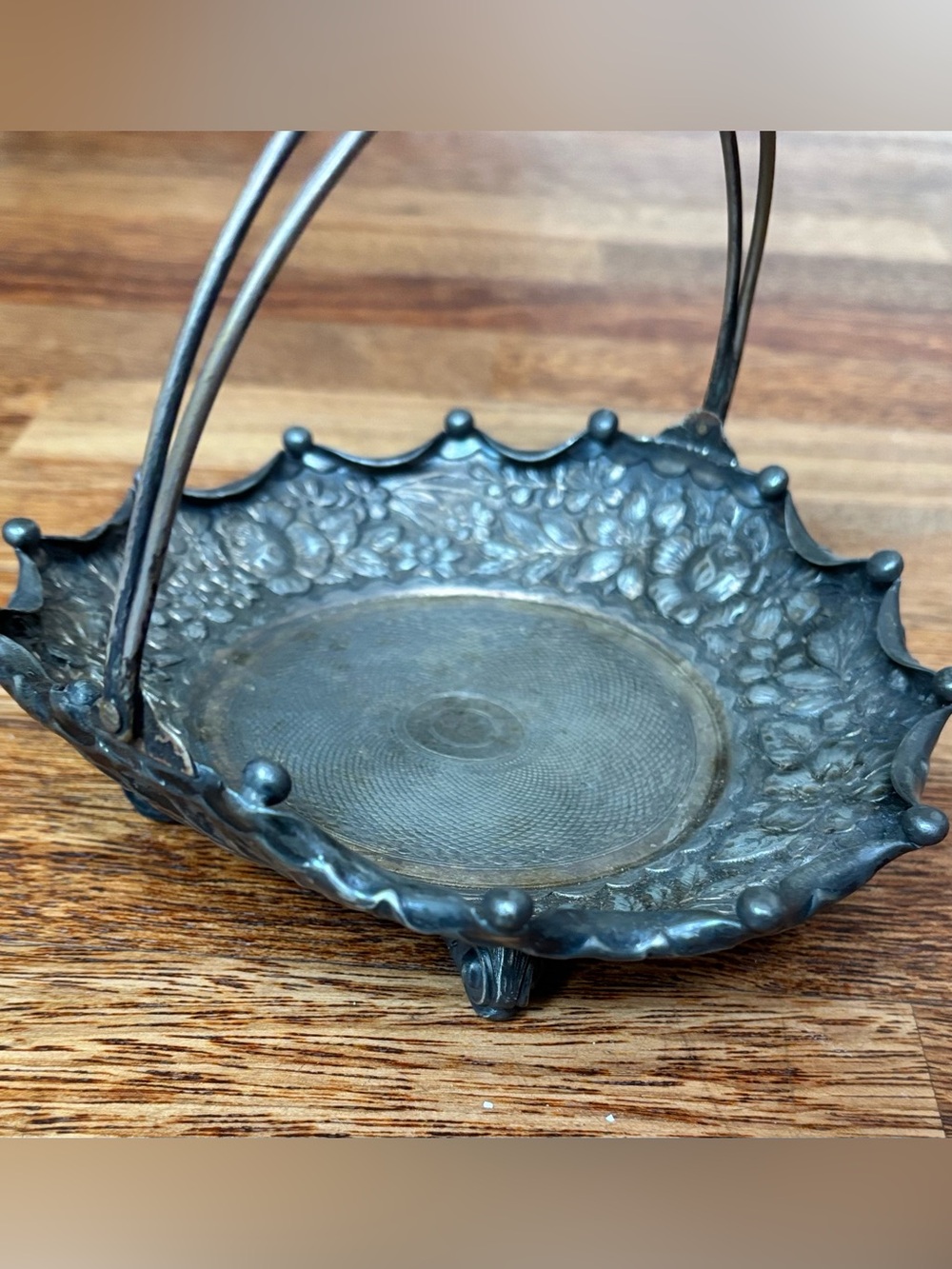 Antique 1800s - Victorian silver-plated footed basket - Simpson, Hall, Miller